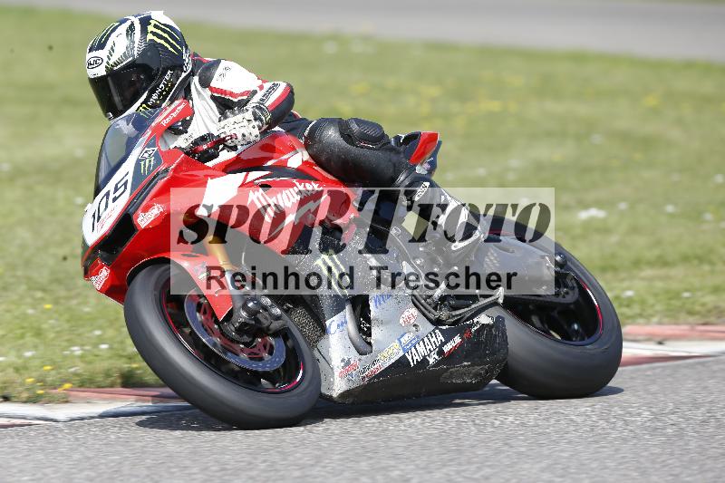 /45 10.08.2025 Plüss Moto Sport ADR/Freies Fahren/105